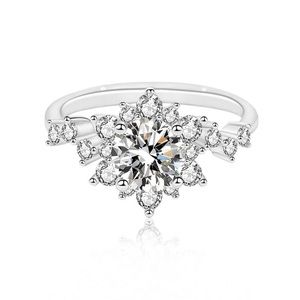 New light luxury Mosan diamond ring s925 is full of sterling silver